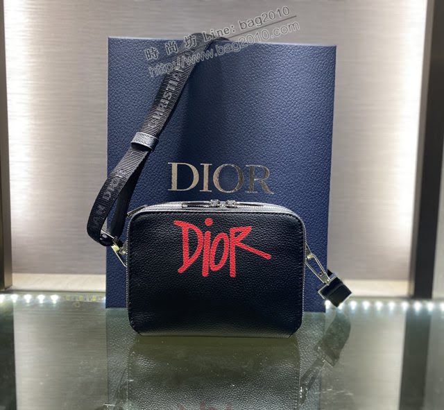 Dior男女同款包 迪奧ESSENTIALS新年限量款牛轉乾坤相機包 Dior肩背斜挎包  dfk1500